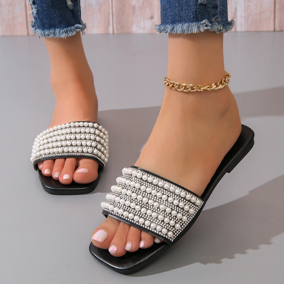 Meadow – Women’s Flat Sandals with Pearl and Rhinestone Detail