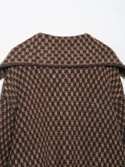 Aleah – Women’s Oversized Knitted Jacket with Geometric Pattern