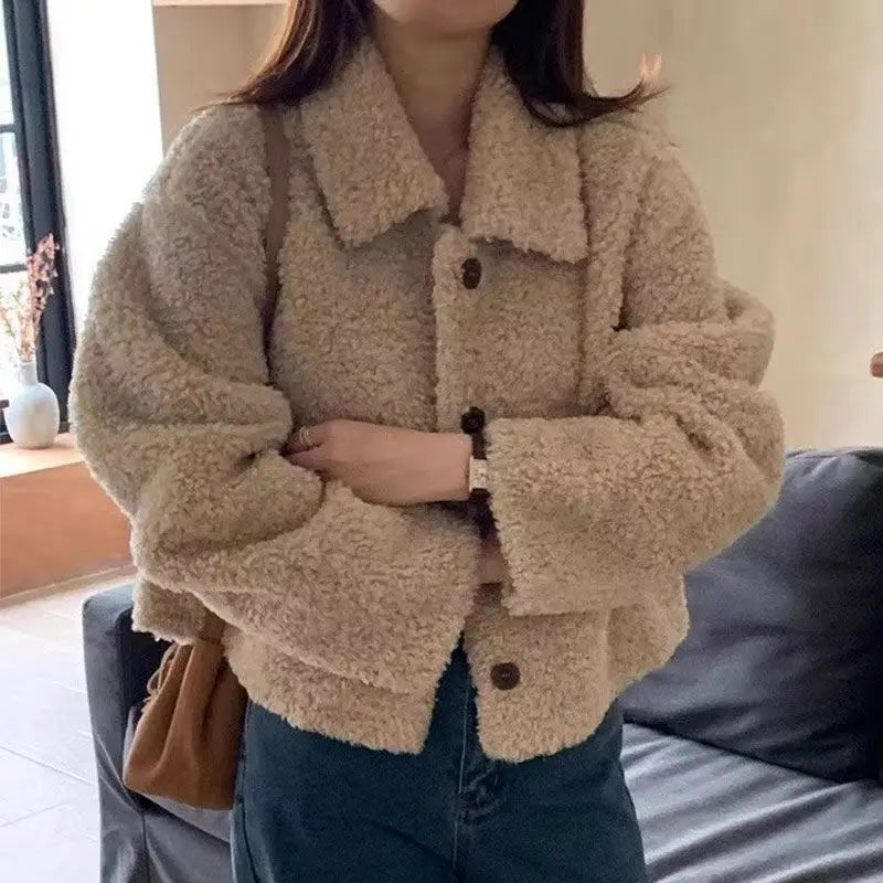 Eve – Women’s Faux Shearling Cropped Jacket with Button Front