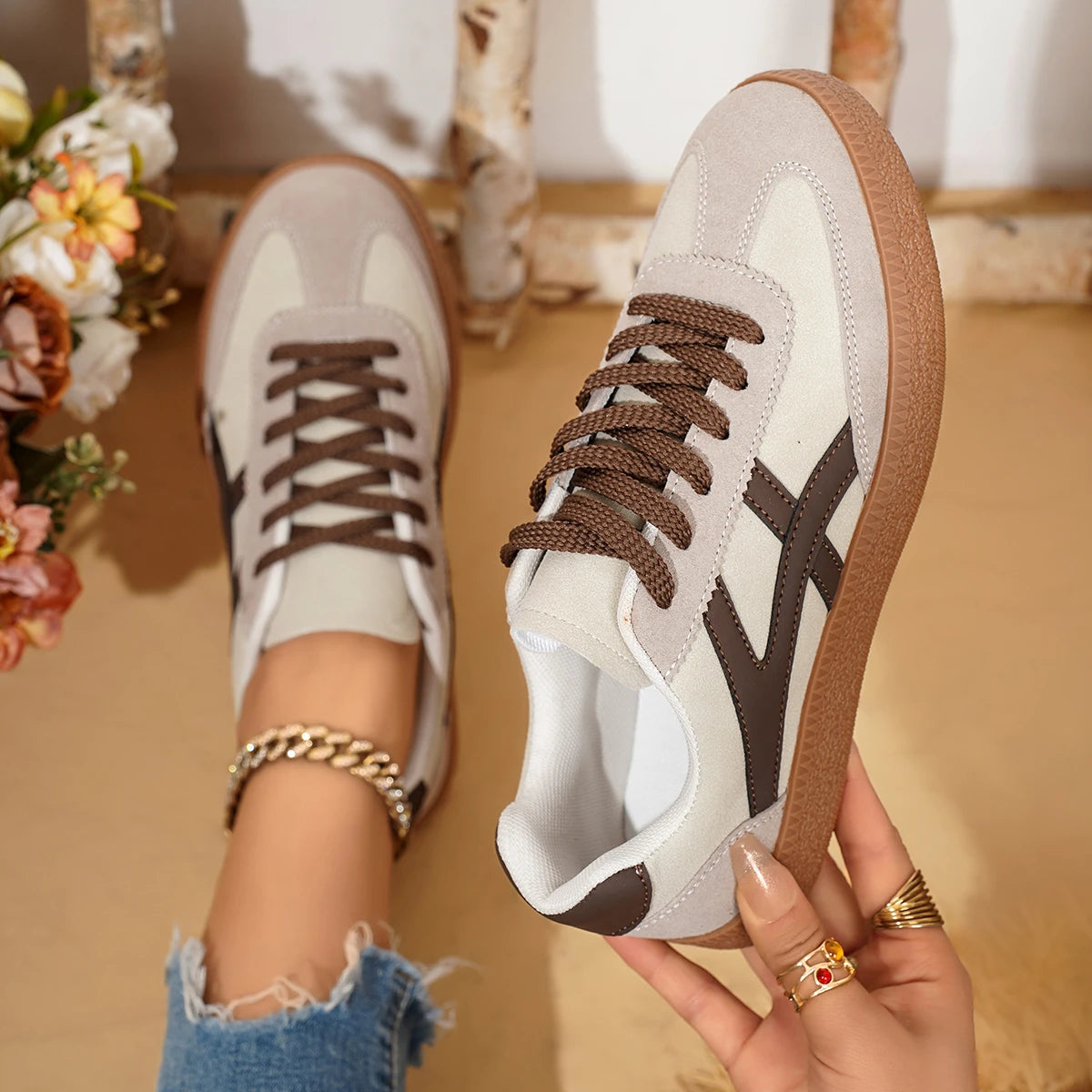 Isadora – Women’s Casual Sneakers Lace-Up Flat Shoes Comfortable Wear