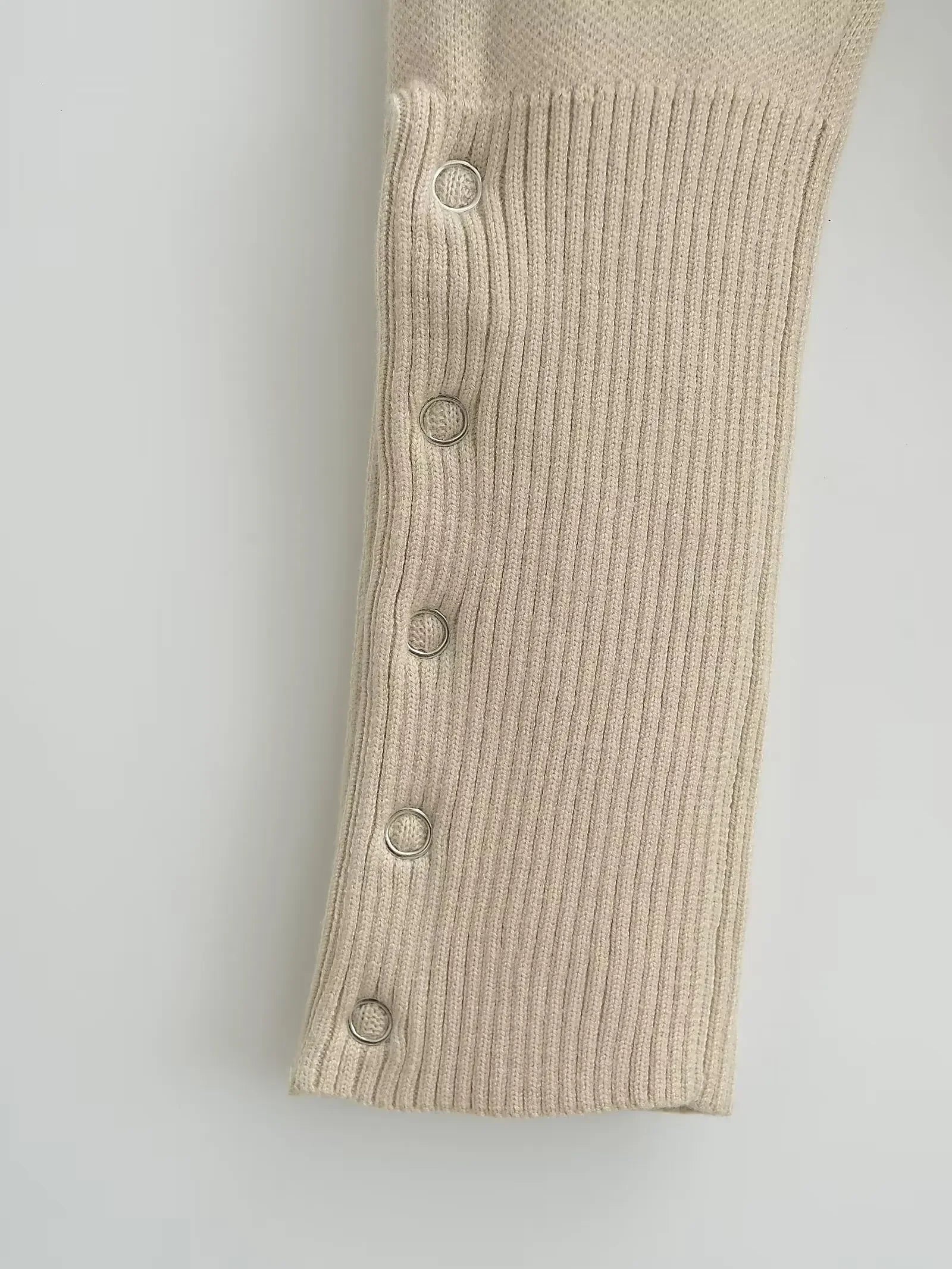 [product-title] - [shop-name]