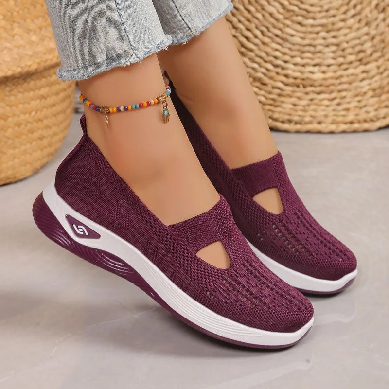Breathable Mesh Women’s Sneakers – Lightweight Slip-On Walking Shoes