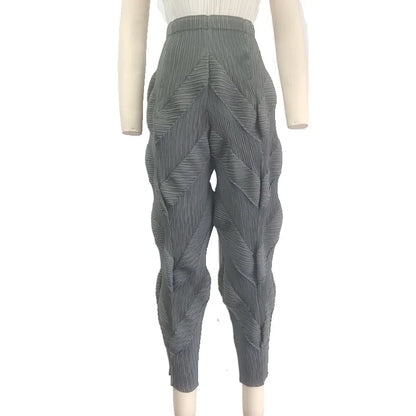 Jada – Women’s Pleated Tapered Pants with Elastic Waist