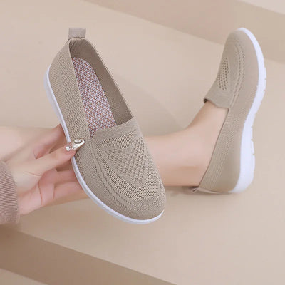 Women’s Casual Slip-On Shoes Breathable Flat Chunky Sole
