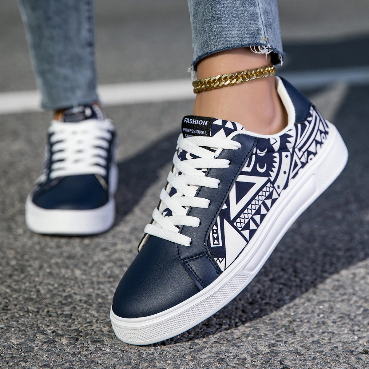 Elora – Unisex Casual Sneakers Lightweight Soft Sole Walking Shoes