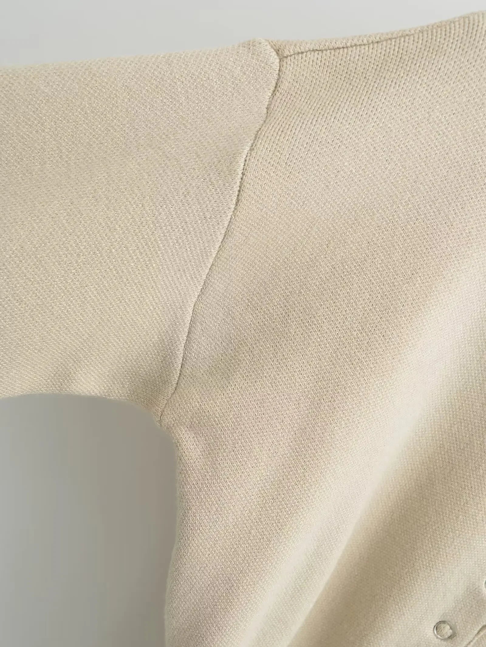 [product-title] - [shop-name]