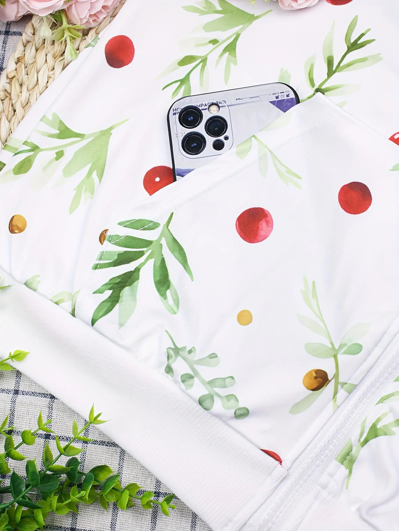 Leona – Women’s Botanical Print Zip-Up Bomber Jacket