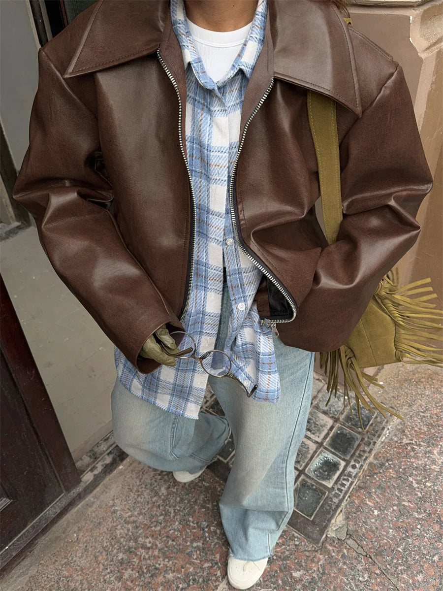 Carmen – Women’s Leather-Look Short Jacket with Lapel and Zip Closure