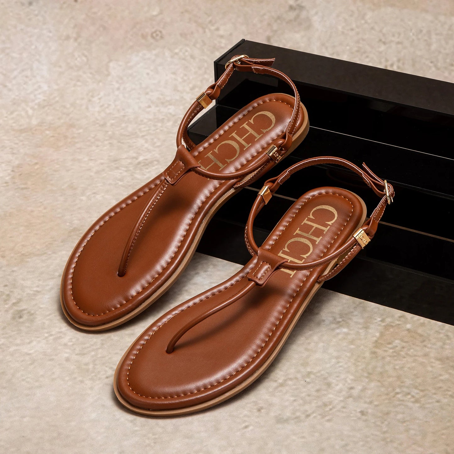 Brooke – Women’s Flat Sandals with Buckle Strap for Beach and Outdoor Wear