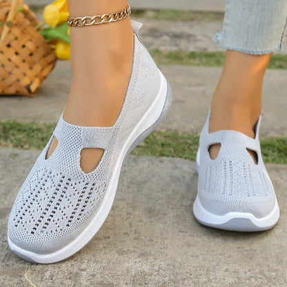 Breathable Mesh Women’s Sneakers – Lightweight Slip-On Walking Shoes