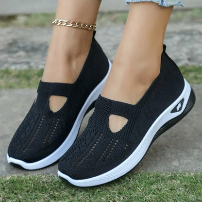 Breathable Mesh Women’s Sneakers – Lightweight Slip-On Walking Shoes