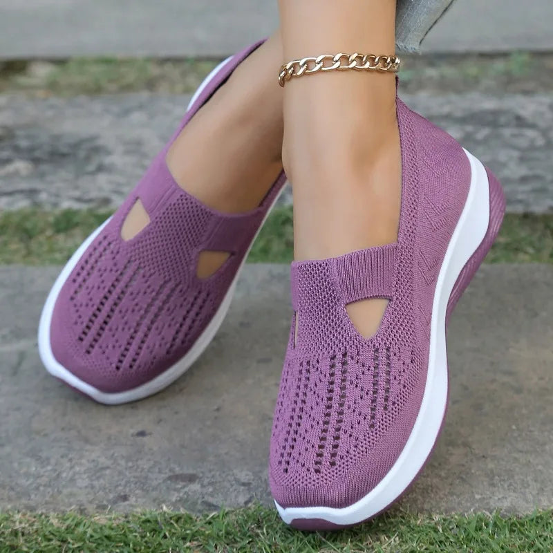 Breathable Mesh Women’s Sneakers – Lightweight Slip-On Walking Shoes