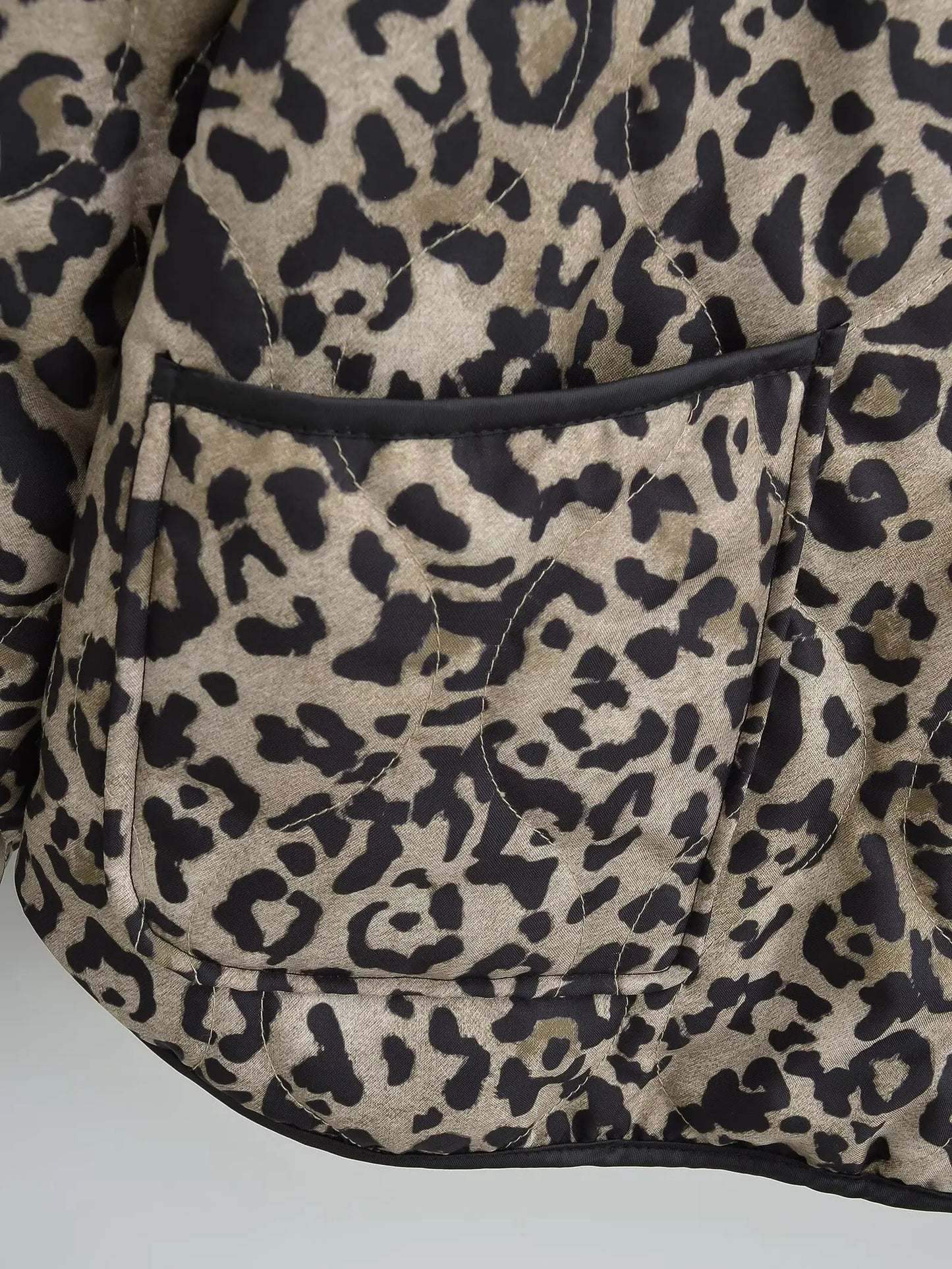 Myra – Women’s Leopard Print Oversized Jacket with Snap Buttons