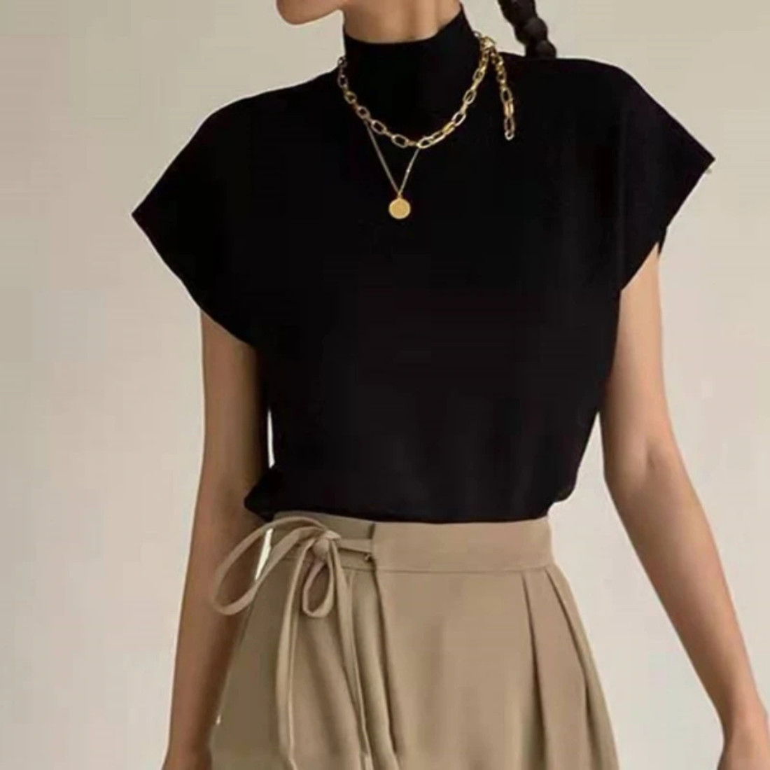 Aaliyah – Women’s Vintage Knit Blouse with Mock Neck Sleeveless Design - Auvrya