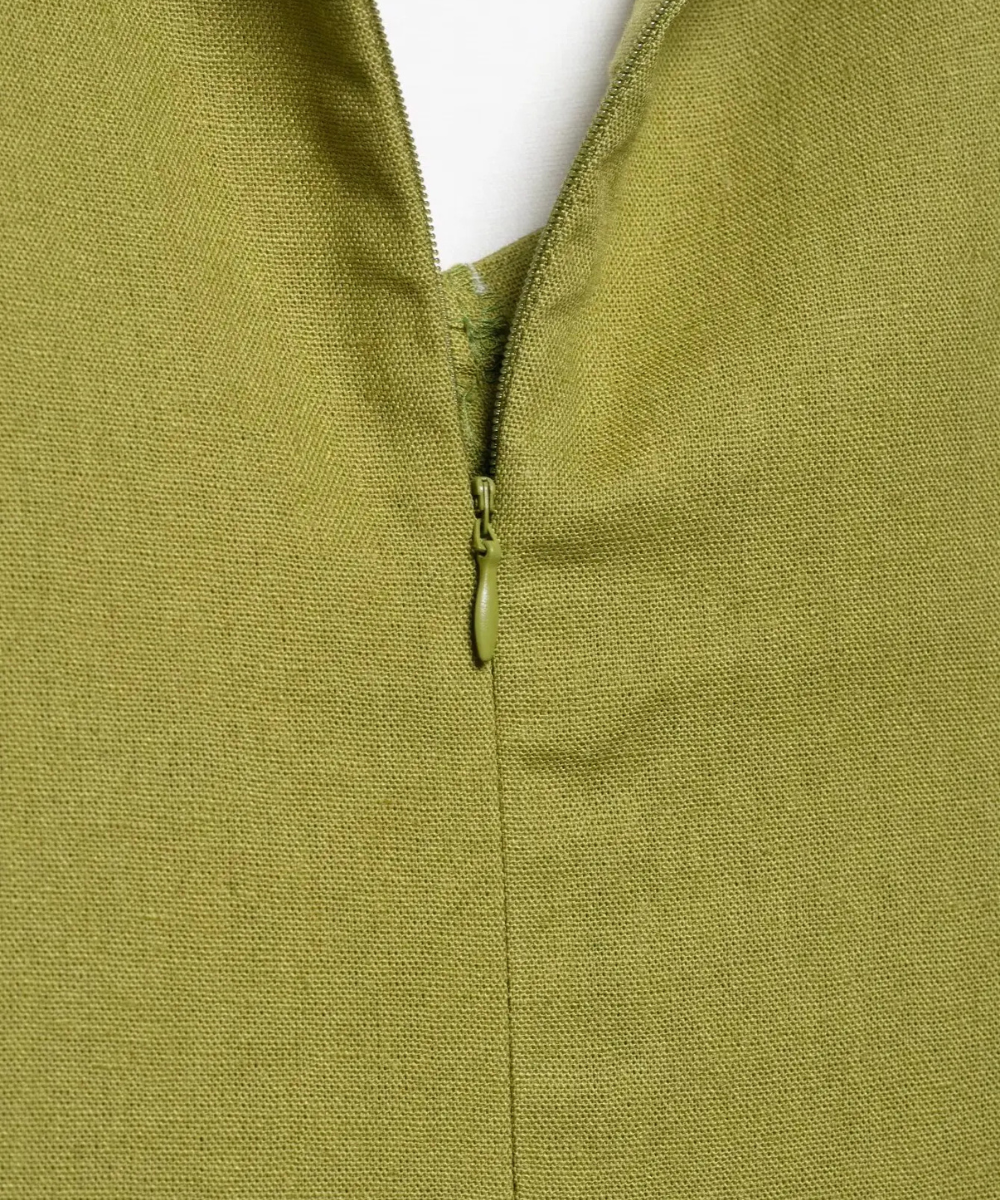 Alice – Women’s Green Sleeveless Midi Dress with Square Neckline & Buttons - Auvrya