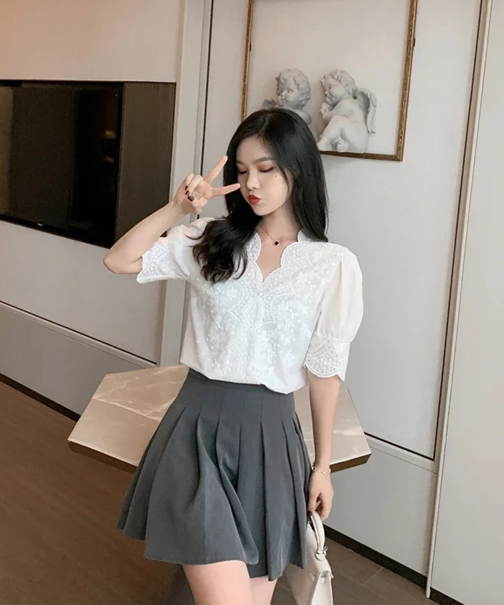 Natalie – Women’s White Embroidered Linen Cotton Puff Sleeve Blouse - Auvrya