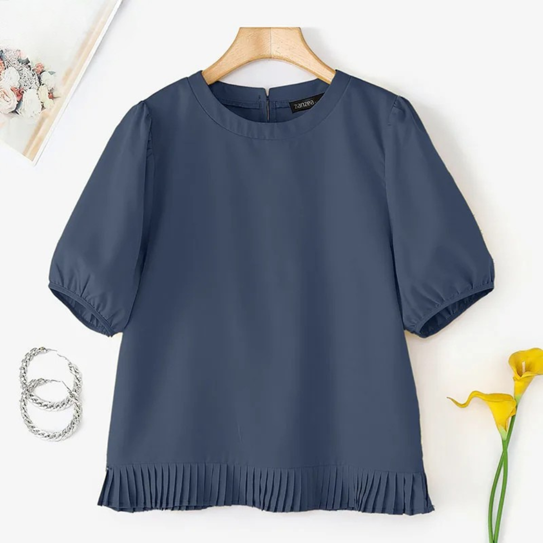 Rylee – Women’s Casual Puff Sleeve Blouse Loose Fit Round Neck Top - Auvrya