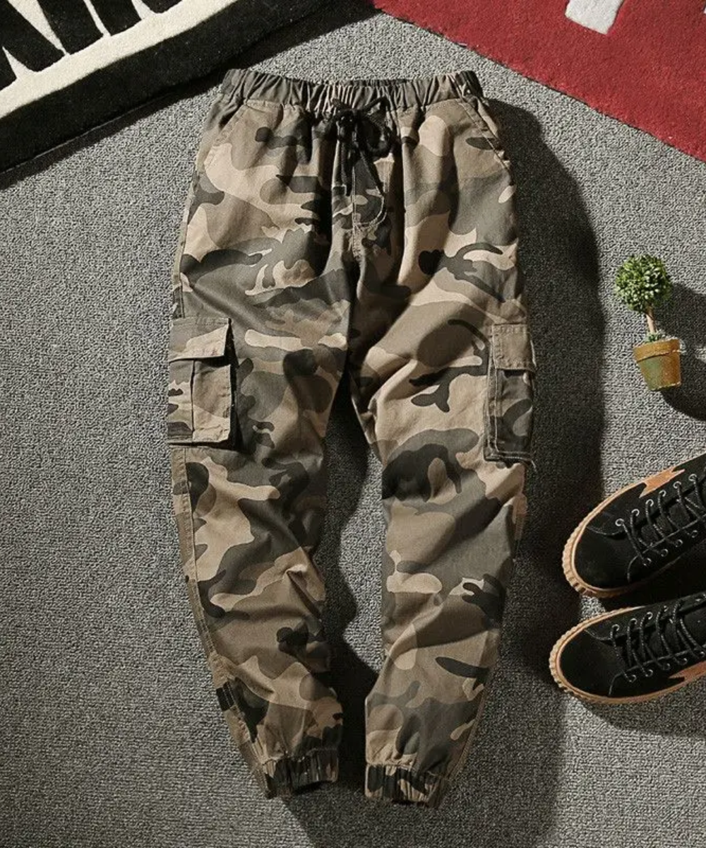 Zane &ndash; Men&rsquo;s Camouflage Cargo Pants Loose Fit Cotton Streetwear - Auvrya